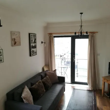 Trendy In Ifsc Apartment *